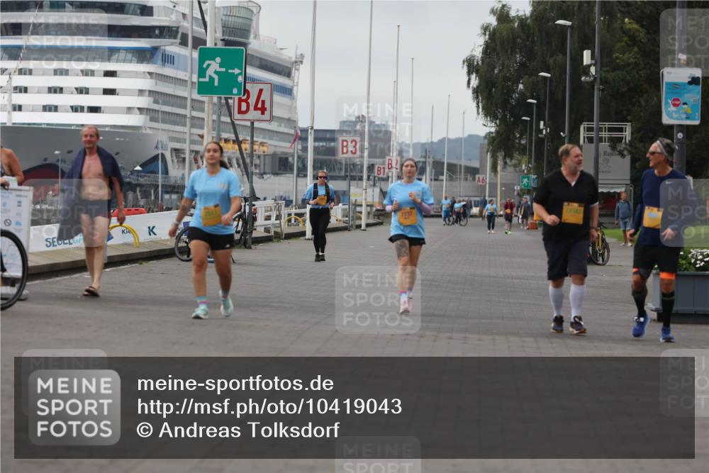 13.09.2026 - Kiel Lauf Andreas Tolksdorf http://msf.ph/oto/10419043 13.09.2026 10:08:51 Kiellinie 13, 4, 3, 7737 meine-sportfotos.de