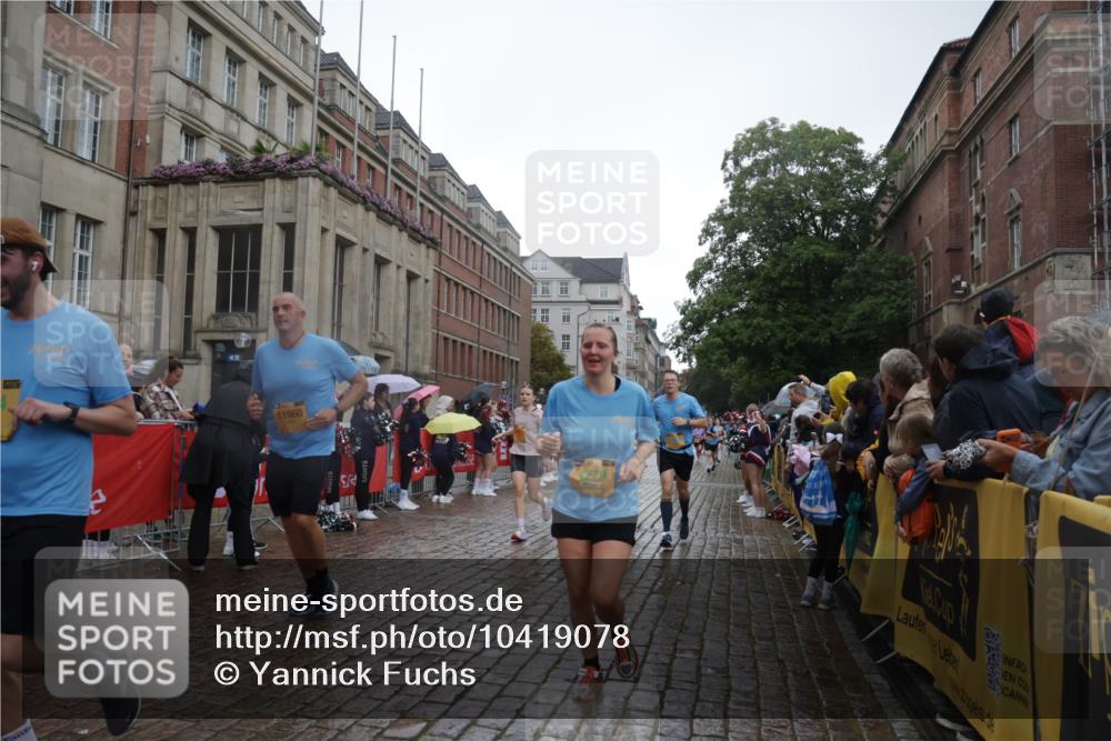 13.09.2026 - Kiel Lauf Yannick Fuchs http://msf.ph/oto/10419078 13.09.2026 10:51:17 Ziel 238, 251, 260, 386, 680, 901, 1758, 2247, 2672, 3873, 4205, 4258, 4259, 4271, 5525, 6663, 6865, 6948, 8464, 9007, 9742, 9834, 10455, 10617, 11154, 11171, 11214, 11281, 11579, 11910, 12019, 12237, 12644, 12823, 386, 638, 715, 1442, 2029, 2578, 2730, 2772, 3238, 3295, 4106, 4258, 4259, 4273, 4279, 4354, 4745, 5426, 5430, 5992, 5999, 6293, 6557, 7013, 7224, 7314, 7469, 8105, 8215, 8848, 9092, 9508, 9599, 9689, 9798, 10028, 10029, 10198, 11454, 11960, 101, 2393, 7141 meine-sportfotos.de