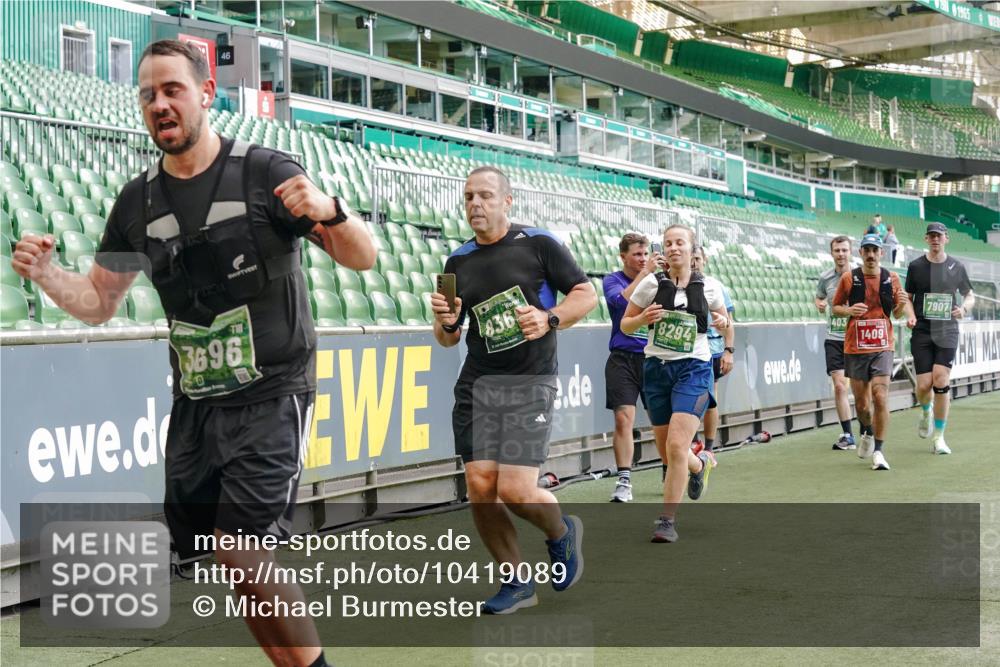 13.09.2026 - 21. swb-Marathon Bremen Michael Burmester http://msf.ph/oto/10419089 13.09.2026 13:20:53 Laufen im Stadion 423, 441, 464, 601, 620, 704, 782, 1060, 1066, 1094, 1129, 1156, 1158, 1177, 1316, 1409, 1439, 1446, 1518, 1676, 1697, 1756, 1808, 1815, 1846, 1916, 2010, 2028, 2064, 2139, 2201, 2258, 2278, 2315, 2349, 2394, 2395, 2414, 2417, 2437, 2501, 2519, 2533, 2551, 2588, 2626, 2694, 2695, 2702, 2722, 2736, 2756, 2793, 2828, 2886, 2954, 2995, 3004, 3010, 3017, 3018, 3022, 3035, 3036, 3037, 3059, 3070, 3074, 3102, 3116, 3139, 3144, 3243, 3263, 3264, 3310, 3315 meine-sportfotos.de