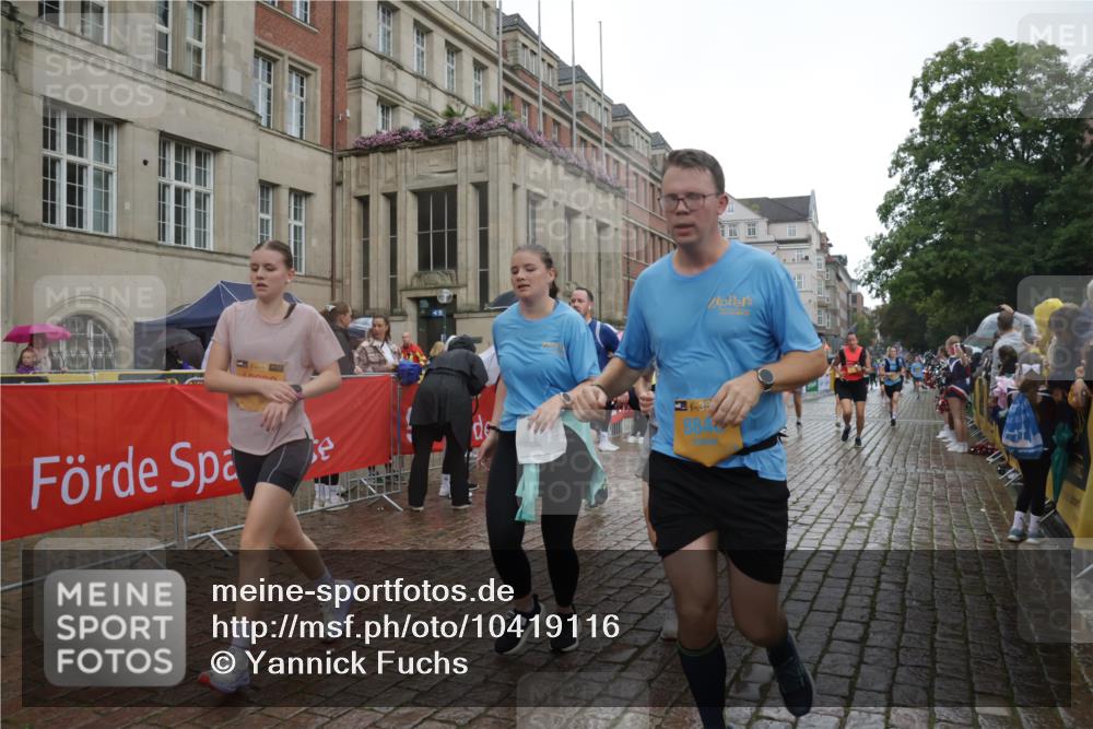 13.09.2026 - Kiel Lauf Yannick Fuchs http://msf.ph/oto/10419116 13.09.2026 10:51:19 Ziel 238, 251, 260, 680, 901, 2247, 2672, 2803, 3751, 3873, 4205, 4271, 5525, 6663, 6865, 6948, 9007, 9742, 9834, 10617, 11154, 11171, 11214, 11579, 11910, 12019, 12237, 12300, 12644, 12823, 386, 638, 715, 1442, 1758, 2029, 2578, 2730, 2772, 3238, 3873, 4106, 4258, 4259, 4273, 4354, 4745, 5992, 5999, 6293, 6557, 7013, 7314, 7469, 8215, 8464, 8848, 9007, 9092, 9508, 9689, 9798, 10028, 10029, 11454, 101, 1754, 2393, 7141, 715 meine-sportfotos.de