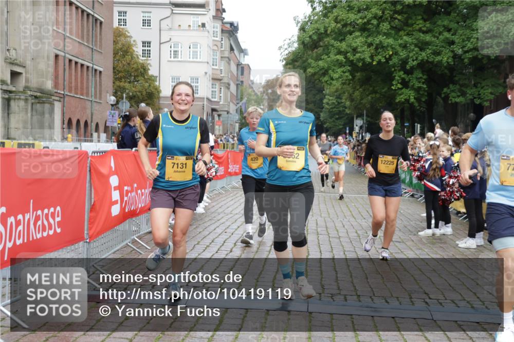 13.09.2026 - Kiel Lauf Yannick Fuchs http://msf.ph/oto/10419119 13.09.2026 09:40:39 Ziel 420, 1081, 2847, 3552, 6563, 7131, 7239, 7730, 10353, 11750, 12225, 1120, 2284, 2546, 2695, 3694, 3724, 4987, 5081, 9734, 10413, 10418, 10825, 10971, 11410, 12715, 1630, 1787, 5039, 6299, 8493, 8636, 9578, 9726, 11792, 1120, 3416, 5946 meine-sportfotos.de