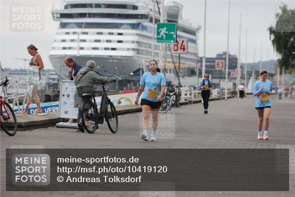 13.09.2026 - Kiel Lauf Andreas Tolksdorf http://msf.ph/oto/10419120 13.09.2026 10:08:53 Kiellinie 2913, 4, 3, 7737 meine-sportfotos.de