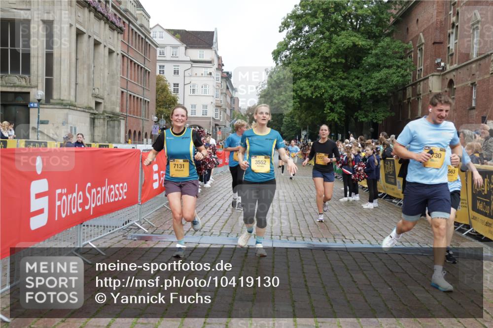 13.09.2026 - Kiel Lauf Yannick Fuchs http://msf.ph/oto/10419130 13.09.2026 09:40:40 Ziel 420, 1081, 2847, 3552, 6563, 7131, 7239, 7730, 10353, 11750, 11792, 12225, 1120, 2284, 2546, 2695, 3694, 3724, 4987, 5081, 9734, 10413, 10418, 10825, 10971, 11410, 12715, 1630, 1787, 5039, 6299, 8389, 8493, 8636, 9578, 9726, 10202, 1120, 3416, 5081, 5946 meine-sportfotos.de