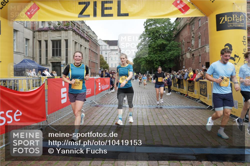 13.09.2026 - Kiel Lauf Yannick Fuchs http://msf.ph/oto/10419153 13.09.2026 09:40:40 Ziel 420, 1081, 2847, 3552, 6563, 7131, 7239, 7730, 10353, 11750, 11792, 12225, 1120, 2284, 2546, 2695, 3694, 3724, 4987, 5081, 9734, 10413, 10418, 10825, 10971, 11410, 12715, 1630, 1787, 5039, 6299, 8389, 8493, 8636, 9578, 9726, 10202, 1120, 3416, 5081, 5946 meine-sportfotos.de