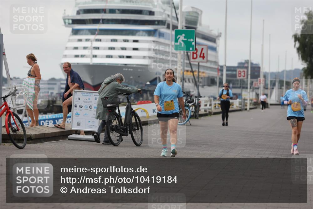13.09.2026 - Kiel Lauf Andreas Tolksdorf http://msf.ph/oto/10419184 13.09.2026 10:08:54 Kiellinie 2913, 4, 3, 7737 meine-sportfotos.de