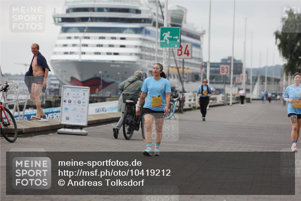 13.09.2026 - Kiel Lauf Andreas Tolksdorf http://msf.ph/oto/10419212 13.09.2026 10:08:55 Kiellinie 2913, 4, 3, 7737 meine-sportfotos.de