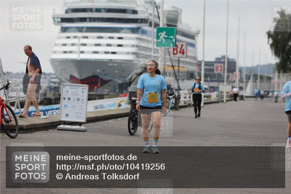 13.09.2026 - Kiel Lauf Andreas Tolksdorf http://msf.ph/oto/10419256 13.09.2026 10:08:55 Kiellinie 2913, 4, 3 meine-sportfotos.de