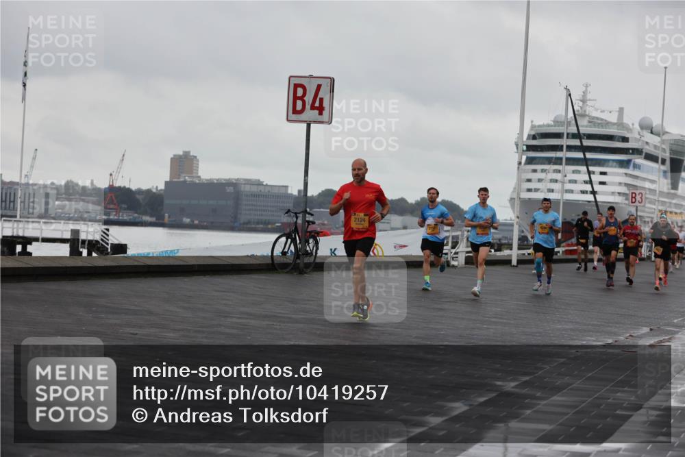 13.09.2026 - Kiel Lauf Andreas Tolksdorf http://msf.ph/oto/10419257 13.09.2026 10:57:22 Kiellinie 4, 2124, 3 meine-sportfotos.de
