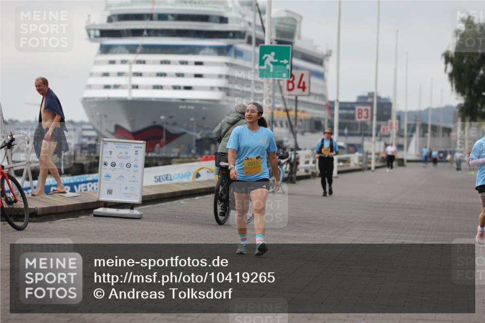 13.09.2026 - Kiel Lauf Andreas Tolksdorf http://msf.ph/oto/10419265 13.09.2026 10:08:55 Kiellinie 2, 2913, 3, 4, 3 meine-sportfotos.de