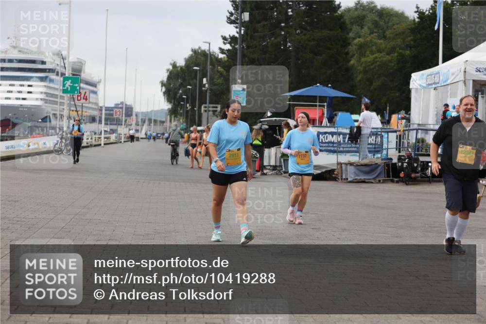 13.09.2026 - Kiel Lauf Andreas Tolksdorf http://msf.ph/oto/10419288 13.09.2026 10:09:03 Kiellinie 3, 4, 3, 2913, 7737, 12343 meine-sportfotos.de