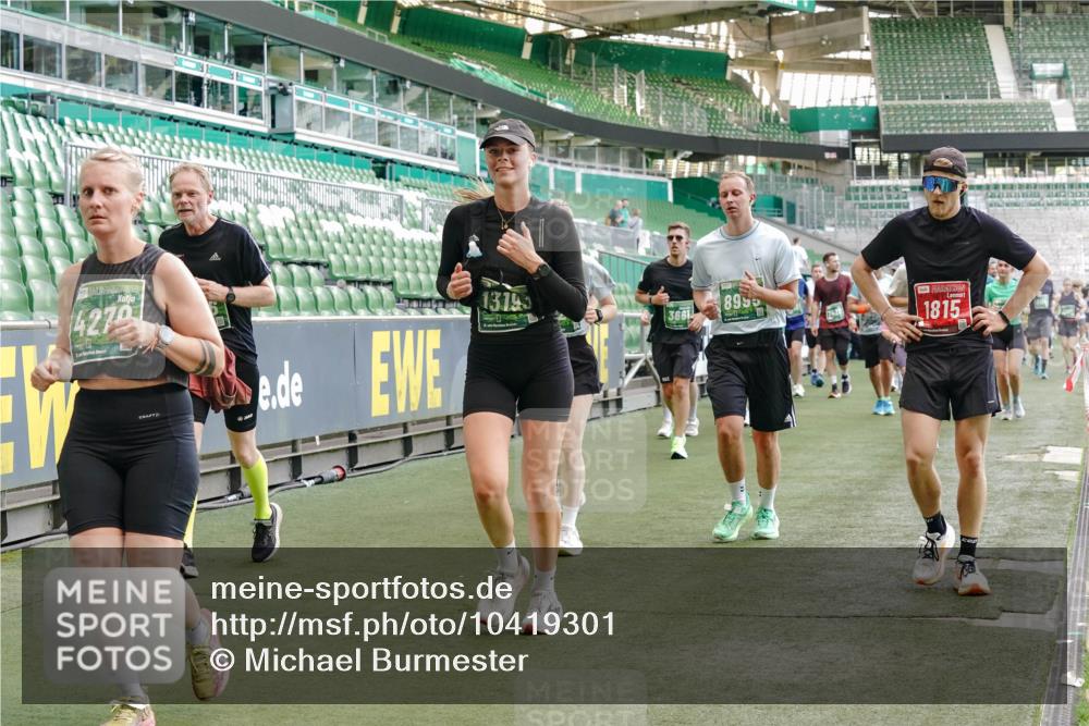 13.09.2026 - 21. swb-Marathon Bremen Michael Burmester http://msf.ph/oto/10419301 13.09.2026 13:21:00 Laufen im Stadion 258, 351, 423, 441, 464, 601, 620, 704, 782, 851, 1060, 1066, 1094, 1129, 1156, 1158, 1177, 1316, 1344, 1409, 1439, 1446, 1518, 1676, 1697, 1756, 1808, 1815, 1846, 1916, 2010, 2028, 2064, 2139, 2201, 2258, 2278, 2349, 2394, 2395, 2414, 2417, 2437, 2501, 2519, 2533, 2551, 2588, 2626, 2694, 2695, 2702, 2722, 2736, 2756, 2793, 2828, 2886, 2954, 2995, 3004, 3010, 3017, 3018, 3022, 3034, 3035, 3036, 3037, 3059, 3070, 3074, 3102, 3116, 3139, 3144, 3225, 3243, 3263, 3264, 3310, 3315 meine-sportfotos.de
