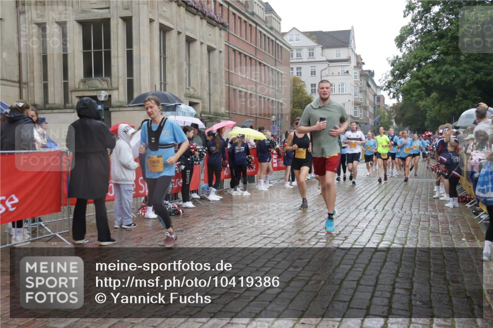 13.09.2026 - Kiel Lauf Yannick Fuchs http://msf.ph/oto/10419386 13.09.2026 10:51:35 Ziel 101, 240, 310, 1754, 1804, 1890, 2035, 2393, 2519, 2690, 3029, 3440, 3879, 4040, 4613, 4619, 4646, 4939, 5441, 5735, 6177, 6928, 7043, 7141, 7914, 8373, 8625, 8627, 9030, 9699, 9951, 9970, 10384, 10440, 10459, 10474, 11079, 12420, 238, 240, 251, 260, 386, 638, 680, 901, 1758, 2247, 2672, 2730, 2803, 3029, 3751, 3873, 3879, 4106, 4205, 4258, 4259, 4271, 4273, 4745, 5525, 5999, 6293, 6663, 6865, 6948, 7043, 7469, 8464, 9007, 201, 2468, 3013, 4084, 5174 meine-sportfotos.de