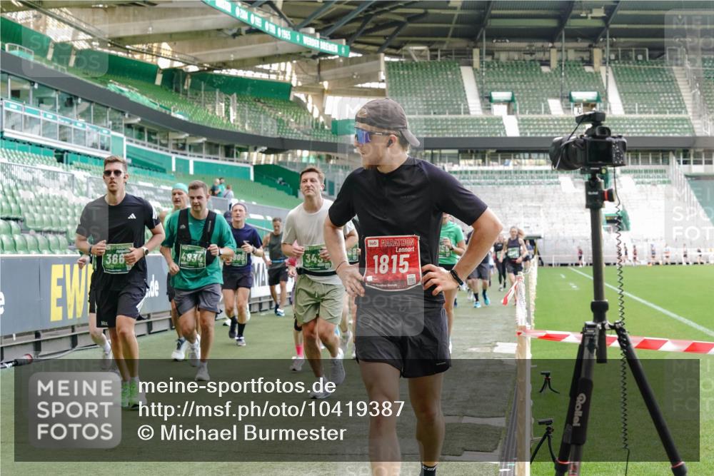 13.09.2026 - 21. swb-Marathon Bremen Michael Burmester http://msf.ph/oto/10419387 13.09.2026 13:21:02 Laufen im Stadion 258, 351, 423, 441, 464, 601, 620, 704, 782, 851, 1060, 1066, 1094, 1129, 1156, 1158, 1177, 1316, 1344, 1409, 1439, 1446, 1518, 1676, 1697, 1729, 1756, 1808, 1815, 1846, 1916, 2010, 2028, 2064, 2139, 2201, 2258, 2278, 2349, 2394, 2395, 2414, 2417, 2437, 2501, 2519, 2533, 2551, 2588, 2626, 2652, 2694, 2695, 2736, 2756, 2793, 2828, 2886, 2954, 2995, 3004, 3010, 3017, 3018, 3022, 3034, 3035, 3036, 3037, 3059, 3070, 3074, 3102, 3116, 3139, 3144, 3225, 3243, 3263, 3264, 3310, 3315 meine-sportfotos.de