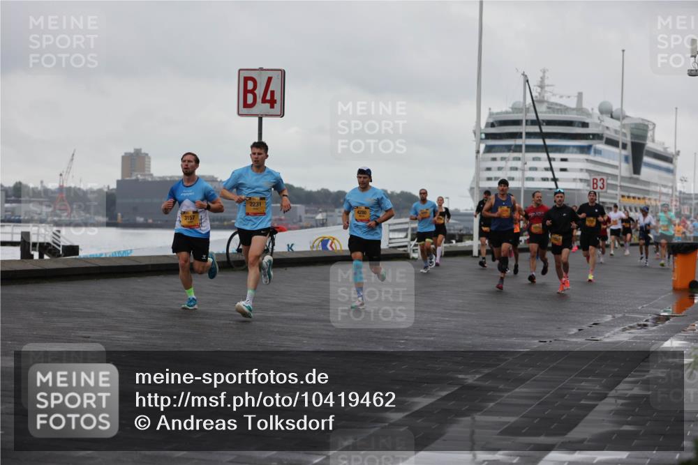 13.09.2026 - Kiel Lauf Andreas Tolksdorf http://msf.ph/oto/10419462 13.09.2026 10:57:25 Kiellinie 4, 3157, 2231, 4280, 3 meine-sportfotos.de
