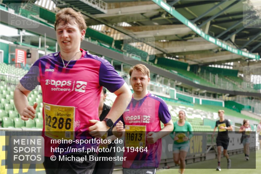 13.09.2026 - 21. swb-Marathon Bremen Michael Burmester http://msf.ph/oto/10419464 13.09.2026 10:43:38 Laufen im Stadion 10002, 10004, 10005, 10148, 10176, 10271, 10295, 10303, 10325, 10330, 10335, 10361, 10362, 10395, 10396, 10402, 10459, 10474, 10490, 10491, 10513, 10557, 10572, 10605, 10606, 10629, 10665, 10752, 10756, 10773, 10779, 10784, 10805, 10854, 10880, 10882, 10899, 10900, 10997, 10999, 11026, 11027, 11041, 11078, 11090, 11097, 11098, 11140, 11173, 11192, 11217, 11233, 11264, 11274, 11307, 11333, 11337, 11355, 11385, 11408, 11448, 11456, 11461, 11482, 11943 meine-sportfotos.de