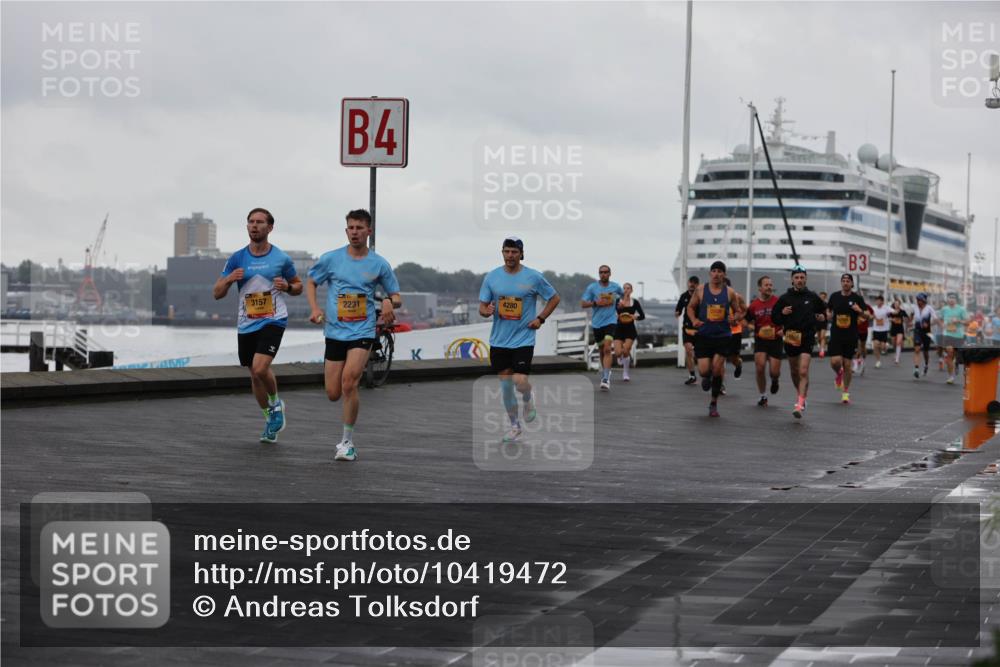 13.09.2026 - Kiel Lauf Andreas Tolksdorf http://msf.ph/oto/10419472 13.09.2026 10:57:25 Kiellinie 3157, 4, 2231, 4280, 3 meine-sportfotos.de