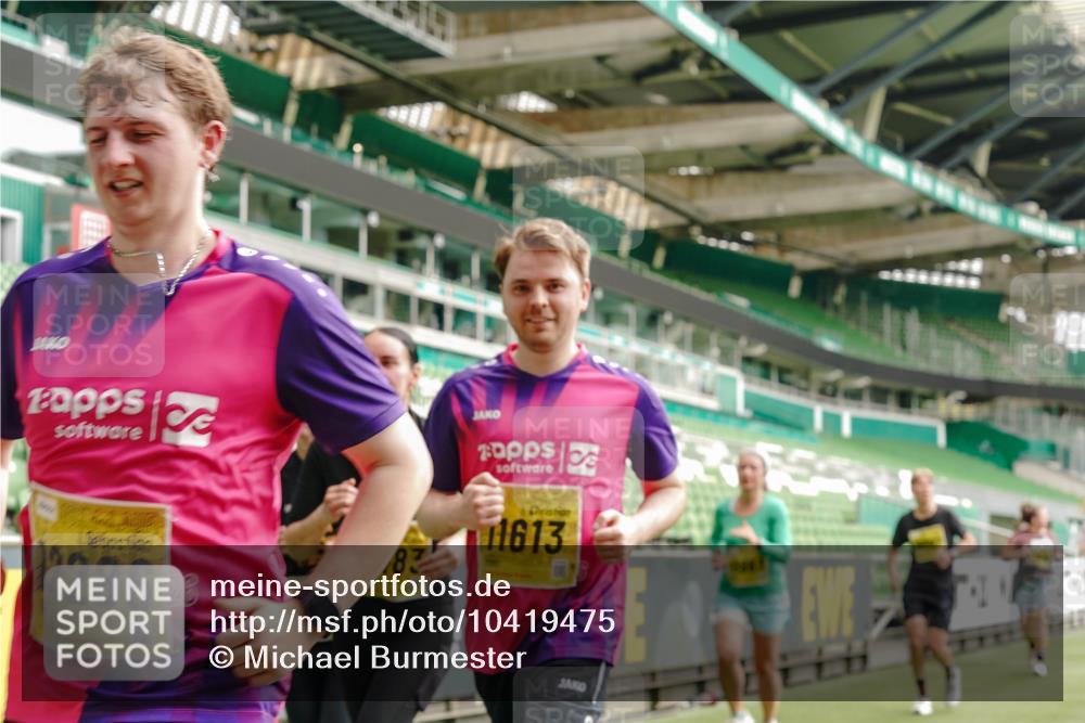 13.09.2026 - 21. swb-Marathon Bremen Michael Burmester http://msf.ph/oto/10419475 13.09.2026 10:43:38 Laufen im Stadion 10002, 10004, 10005, 10148, 10176, 10271, 10295, 10303, 10325, 10330, 10335, 10361, 10362, 10395, 10396, 10402, 10459, 10474, 10490, 10491, 10513, 10557, 10572, 10605, 10606, 10629, 10665, 10752, 10756, 10773, 10779, 10784, 10805, 10854, 10880, 10882, 10899, 10900, 10997, 10999, 11026, 11027, 11041, 11078, 11090, 11097, 11098, 11140, 11173, 11192, 11217, 11233, 11264, 11274, 11307, 11333, 11337, 11355, 11385, 11408, 11448, 11456, 11461, 11482, 11943 meine-sportfotos.de