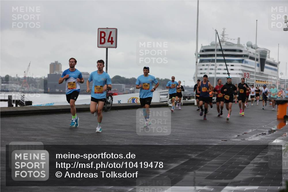 13.09.2026 - Kiel Lauf Andreas Tolksdorf http://msf.ph/oto/10419478 13.09.2026 10:57:25 Kiellinie 4, 3157, 2231, 4280, 3 meine-sportfotos.de