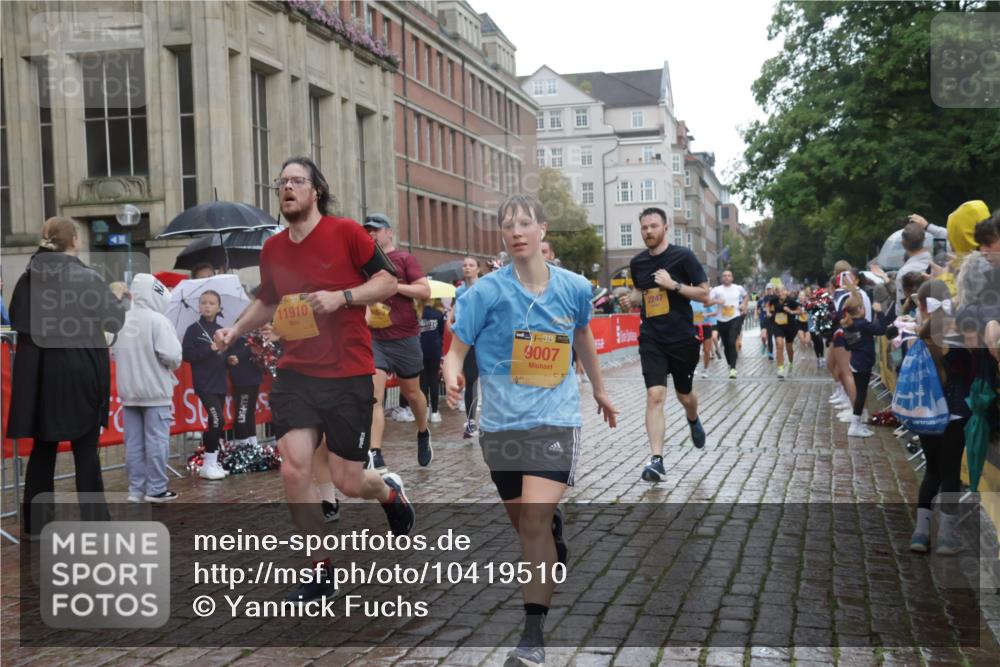 13.09.2026 - Kiel Lauf Yannick Fuchs http://msf.ph/oto/10419510 13.09.2026 10:51:43 Ziel 101, 201, 310, 826, 1231, 1568, 1754, 1890, 2393, 2468, 2470, 2566, 2690, 2783, 3013, 3440, 4084, 4613, 4887, 5174, 5441, 6177, 6287, 6367, 7141, 7204, 7740, 8108, 8197, 8625, 8627, 9265, 10345, 10384, 10440, 11079, 11332, 11551, 12135, 12387, 12755, 238, 240, 251, 260, 680, 901, 1758, 1804, 2035, 2247, 2519, 2672, 2690, 2803, 3029, 3751, 3873, 3879, 4040, 4205, 4271, 4619, 4646, 4939, 5525, 5735, 6663, 6865, 6928, 6948, 7043, 7914, 8373, 8464, 9007, 9030, 23 meine-sportfotos.de