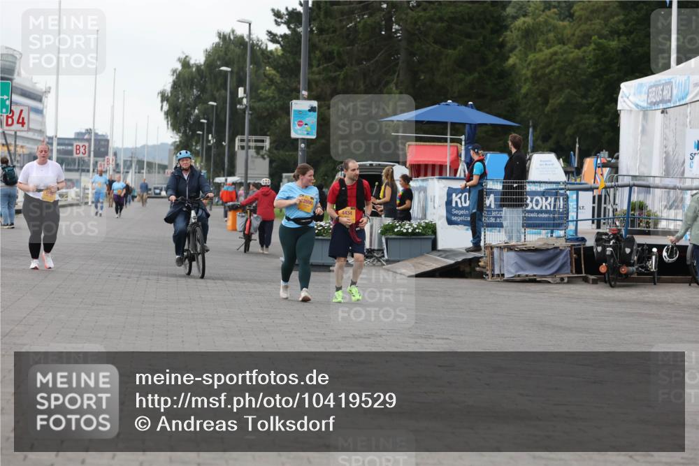 13.09.2026 - Kiel Lauf Andreas Tolksdorf http://msf.ph/oto/10419529 13.09.2026 10:10:13 Kiellinie 34, 3, 2690, 4434 meine-sportfotos.de