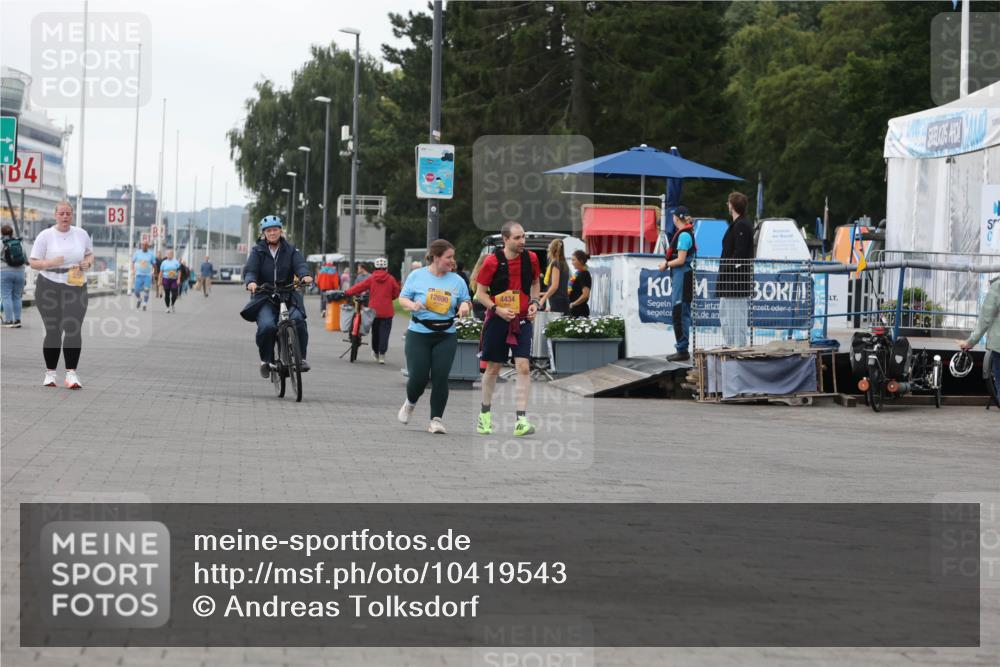 13.09.2026 - Kiel Lauf Andreas Tolksdorf http://msf.ph/oto/10419543 13.09.2026 10:10:13 Kiellinie 4, 3, 4434, 12690, 6 meine-sportfotos.de