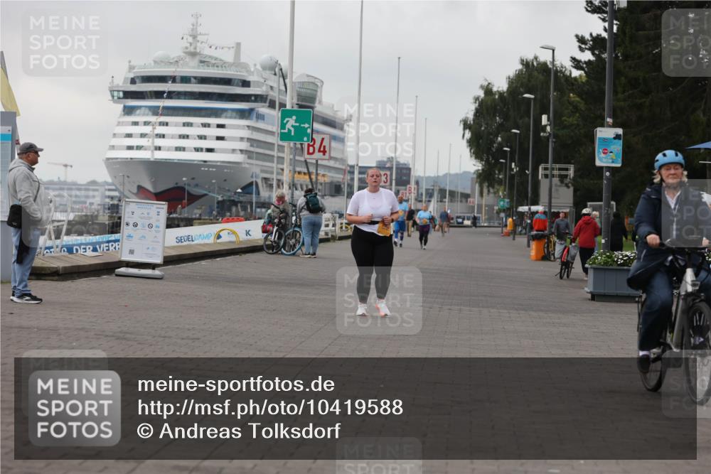 13.09.2026 - Kiel Lauf Andreas Tolksdorf http://msf.ph/oto/10419588 13.09.2026 10:10:16 Kiellinie 3, 4, 3 meine-sportfotos.de