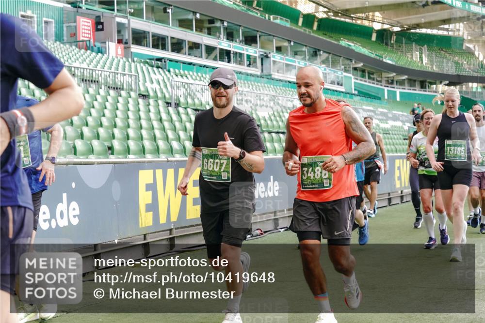 13.09.2026 - 21. swb-Marathon Bremen Michael Burmester http://msf.ph/oto/10419648 13.09.2026 13:21:09 Laufen im Stadion 128, 258, 351, 423, 441, 464, 601, 620, 704, 782, 851, 1060, 1066, 1094, 1129, 1158, 1177, 1316, 1344, 1409, 1417, 1439, 1446, 1518, 1676, 1697, 1729, 1756, 1808, 1815, 1846, 1916, 2010, 2028, 2064, 2139, 2201, 2258, 2278, 2349, 2394, 2395, 2414, 2417, 2437, 2501, 2519, 2533, 2551, 2588, 2652, 2694, 2695, 2736, 2756, 2793, 2828, 2886, 2954, 2995, 3004, 3010, 3017, 3018, 3022, 3034, 3035, 3036, 3037, 3059, 3070, 3074, 3102, 3139, 3144, 3225, 3264, 3310, 3315 meine-sportfotos.de