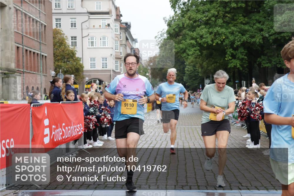 13.09.2026 - Kiel Lauf Yannick Fuchs http://msf.ph/oto/10419762 13.09.2026 09:41:24 Ziel 1671, 1966, 4068, 9110, 11645, 11983, 12166, 1593, 1630, 1787, 3883, 4137, 5039, 6299, 8389, 8493, 8636, 9578, 9608, 9726, 10202, 10299, 10974, 402, 3175, 4315, 4704, 6649, 6687, 8588, 9224, 9771, 11106, 11907, 420, 1630, 6299, 8636, 9578, 10353, 11792 meine-sportfotos.de