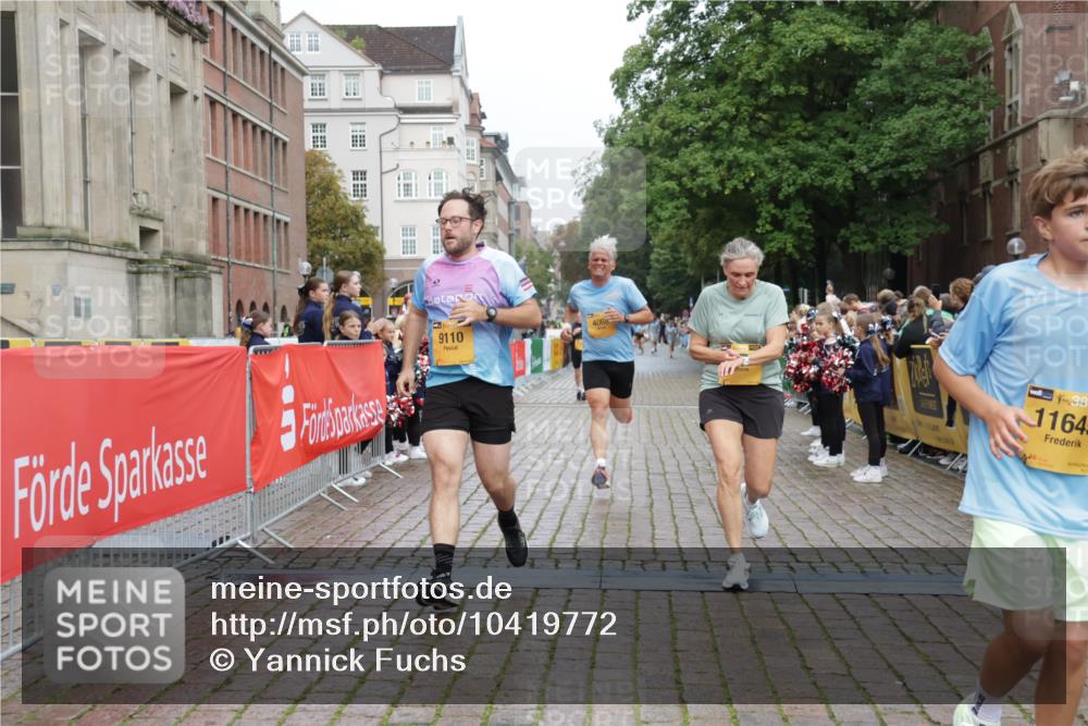 13.09.2026 - Kiel Lauf Yannick Fuchs http://msf.ph/oto/10419772 13.09.2026 09:41:25 Ziel 1671, 1966, 4068, 9110, 11106, 11645, 11983, 12166, 1593, 1630, 1787, 1966, 3883, 4137, 5039, 6299, 8389, 8493, 8636, 9578, 9608, 9726, 10202, 10299, 10974, 402, 3175, 4315, 4704, 6649, 6687, 8588, 9224, 9771, 11907, 1630, 6299, 8636, 9578, 10353, 11792 meine-sportfotos.de