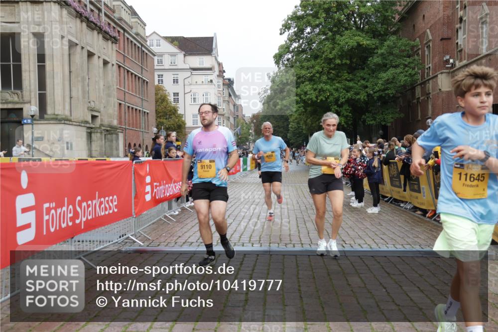 13.09.2026 - Kiel Lauf Yannick Fuchs http://msf.ph/oto/10419777 13.09.2026 09:41:25 Ziel 1671, 1966, 4068, 9110, 11106, 11645, 11983, 12166, 1593, 1630, 1787, 1966, 3883, 4137, 5039, 6299, 8389, 8493, 8636, 9578, 9608, 9726, 10202, 10299, 10974, 402, 3175, 4315, 4704, 6649, 6687, 8588, 9224, 9771, 11907, 1630, 6299, 8636, 9578, 10353, 11792 meine-sportfotos.de