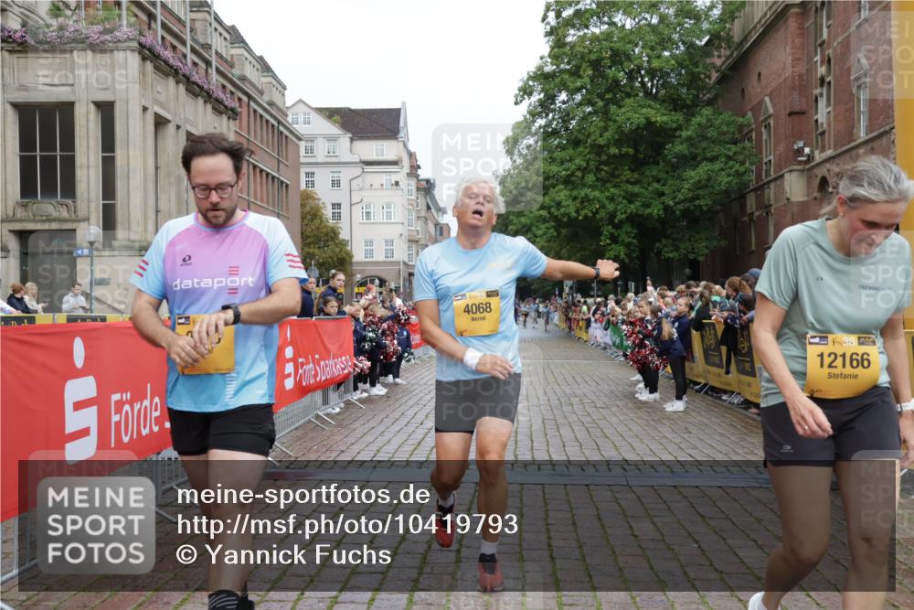 13.09.2026 - Kiel Lauf Yannick Fuchs http://msf.ph/oto/10419793 13.09.2026 09:41:27 Ziel 1671, 4068, 4315, 9110, 11106, 11645, 11983, 12166, 1593, 1787, 1966, 3883, 4137, 5039, 6299, 8389, 8493, 8636, 9608, 9726, 10202, 10299, 10974, 402, 3143, 3175, 4704, 6649, 6687, 8588, 9224, 9771, 11907, 1630, 5039, 6299, 8493, 8636, 9578, 9726, 11792 meine-sportfotos.de