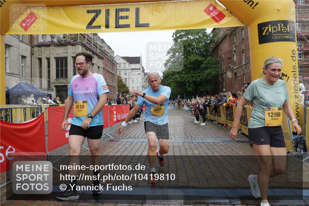 13.09.2026 - Kiel Lauf Yannick Fuchs http://msf.ph/oto/10419810 13.09.2026 09:41:27 Ziel 1671, 4068, 4315, 9110, 11106, 11645, 11983, 12166, 1593, 1787, 1966, 3883, 4137, 5039, 6299, 8389, 8493, 8636, 9608, 9726, 10202, 10299, 10974, 402, 3143, 3175, 4704, 6649, 6687, 8588, 9224, 9771, 11907, 1630, 5039, 6299, 8493, 8636, 9578, 9726, 11792 meine-sportfotos.de