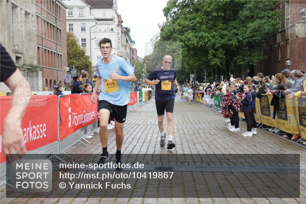13.09.2026 - Kiel Lauf Yannick Fuchs http://msf.ph/oto/10419867 13.09.2026 09:41:34 Ziel 4068, 4315, 6649, 9110, 9771, 11106, 12166, 1593, 1671, 1966, 3883, 4137, 8389, 9110, 9608, 10202, 10299, 10974, 11645, 11983, 12166, 402, 3143, 3175, 4533, 4704, 5107, 6687, 6739, 7238, 8588, 8829, 9050, 9224, 11907, 12175, 1787, 5039, 6299, 8389, 8493, 8636, 9726, 10202 meine-sportfotos.de