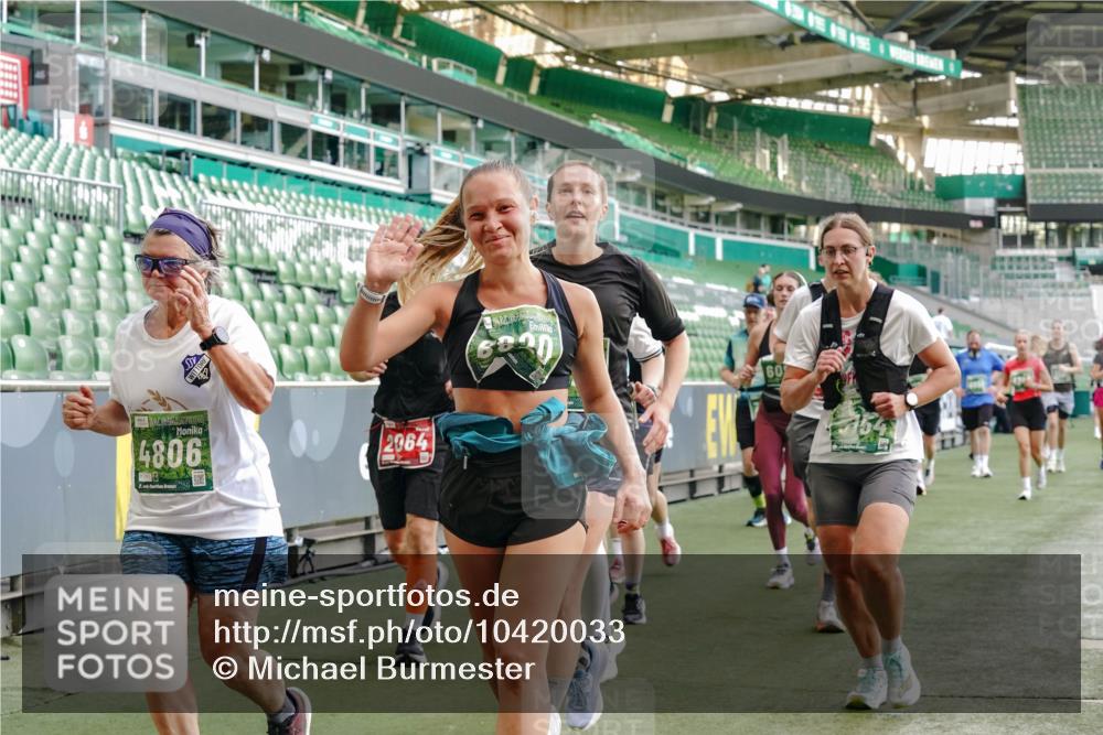 13.09.2026 - 21. swb-Marathon Bremen Michael Burmester http://msf.ph/oto/10420033 13.09.2026 13:21:21 Laufen im Stadion 128, 258, 351, 423, 441, 601, 620, 704, 782, 851, 1060, 1066, 1094, 1129, 1158, 1177, 1316, 1344, 1409, 1417, 1439, 1446, 1518, 1676, 1697, 1729, 1756, 1808, 1815, 1846, 2010, 2028, 2064, 2139, 2201, 2258, 2278, 2349, 2394, 2395, 2414, 2417, 2437, 2501, 2519, 2533, 2551, 2588, 2632, 2652, 2660, 2694, 2695, 2736, 2756, 2793, 2828, 2886, 2954, 2964, 2995, 3004, 3010, 3017, 3018, 3022, 3034, 3035, 3036, 3037, 3070, 3074, 3102, 3139, 3144, 3225, 3264, 3310, 3682 meine-sportfotos.de