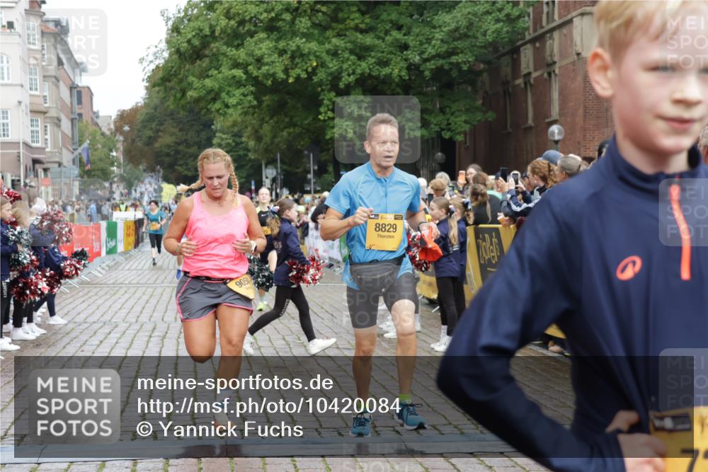 13.09.2026 - Kiel Lauf Yannick Fuchs http://msf.ph/oto/10420084 13.09.2026 09:41:57 Ziel 699, 772, 2910, 3143, 3801, 4533, 5107, 6739, 7238, 8829, 9050, 12175, 402, 3143, 3175, 4068, 4315, 4704, 6649, 6687, 8588, 9110, 9224, 9771, 11106, 11645, 11907, 12166, 570, 792, 3357, 3676, 5011, 5105, 5276, 5336, 5774, 6599, 6620, 7687, 8476, 11793, 12723, 1671, 1966, 4068, 9110, 11645, 11983, 12166 meine-sportfotos.de