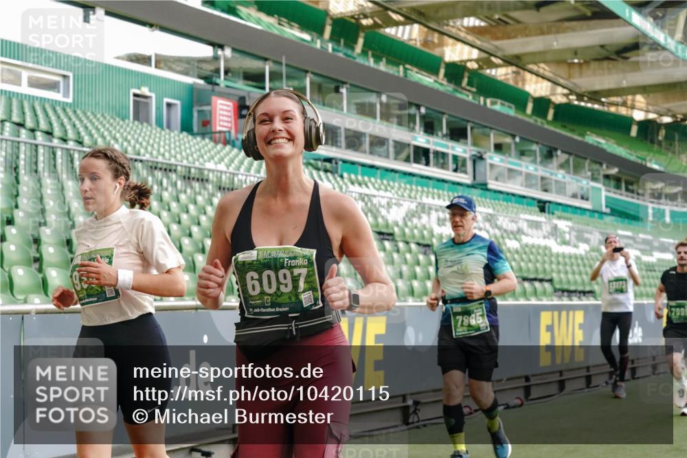 13.09.2026 - 21. swb-Marathon Bremen Michael Burmester http://msf.ph/oto/10420115 13.09.2026 13:21:25 Laufen im Stadion 128, 258, 343, 351, 423, 441, 601, 620, 704, 782, 851, 1060, 1094, 1129, 1158, 1177, 1316, 1344, 1409, 1417, 1439, 1446, 1518, 1669, 1676, 1697, 1729, 1756, 1808, 1815, 1846, 2010, 2028, 2064, 2139, 2201, 2258, 2278, 2290, 2349, 2394, 2395, 2414, 2417, 2437, 2501, 2519, 2533, 2551, 2588, 2632, 2652, 2660, 2694, 2695, 2736, 2793, 2828, 2886, 2954, 2964, 2995, 3004, 3010, 3017, 3018, 3022, 3034, 3035, 3036, 3037, 3070, 3074, 3102, 3139, 3144, 3225, 3264, 3310, 3682 meine-sportfotos.de