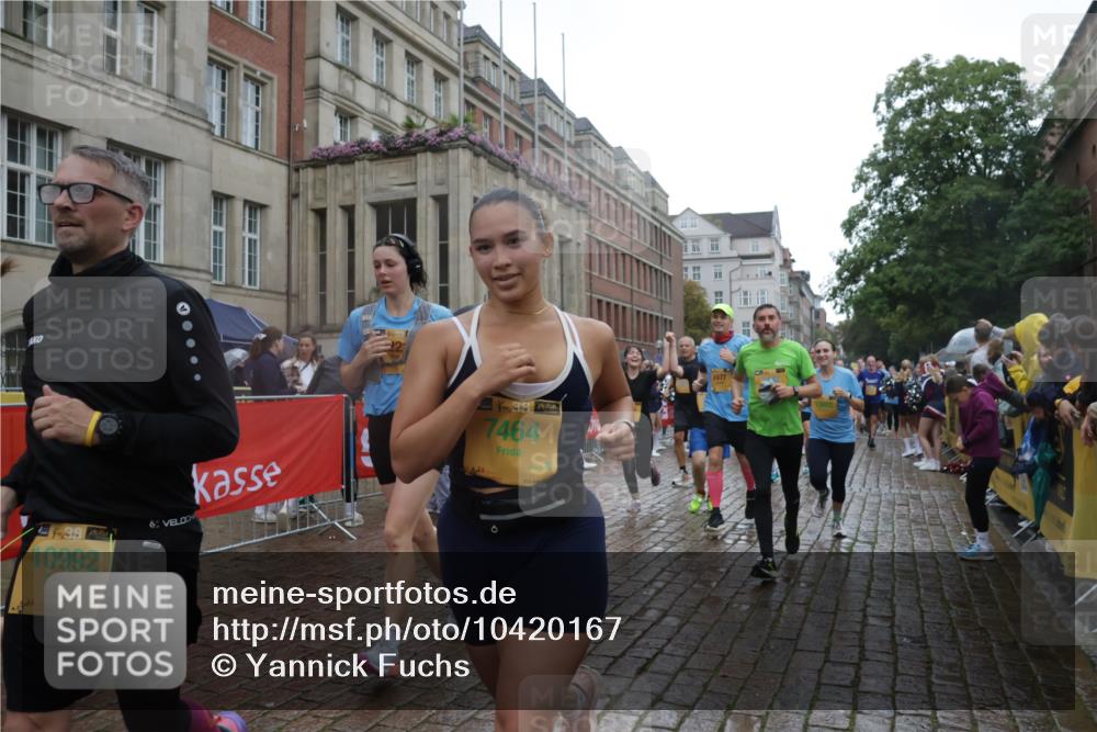 13.09.2026 - Kiel Lauf Yannick Fuchs http://msf.ph/oto/10420167 13.09.2026 10:52:40 Ziel 90, 172, 398, 1433, 1474, 1535, 1812, 1837, 2069, 2089, 2735, 3050, 3054, 3778, 3853, 3925, 4100, 4485, 5723, 6405, 7060, 7088, 7154, 7196, 7230, 8100, 8205, 8615, 9414, 9886, 11204, 11359, 11459, 11555, 11913, 90, 475, 626, 777, 1027, 1471, 1472, 1473, 1526, 1527, 1531, 1658, 1802, 1811, 1869, 2293, 2438, 2442, 2544, 2991, 3280, 3343, 3435, 3529, 3582, 3630, 3881, 4008, 154, 1071, 1083, 1426, 1486, 1550, 3059, 3431, 3587, 3657, 5329, 5642, 5643, 5710, 6015 meine-sportfotos.de
