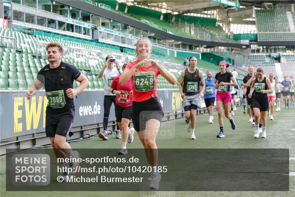 13.09.2026 - 21. swb-Marathon Bremen Michael Burmester http://msf.ph/oto/10420185 13.09.2026 13:21:27 Laufen im Stadion 128, 258, 343, 351, 423, 441, 601, 620, 704, 782, 851, 1060, 1094, 1129, 1158, 1177, 1316, 1344, 1409, 1417, 1439, 1446, 1518, 1669, 1676, 1697, 1729, 1756, 1808, 1815, 1846, 2010, 2028, 2064, 2139, 2201, 2258, 2278, 2290, 2349, 2394, 2395, 2414, 2417, 2437, 2501, 2519, 2533, 2551, 2588, 2619, 2632, 2652, 2660, 2694, 2695, 2736, 2793, 2828, 2886, 2954, 2964, 2995, 3004, 3010, 3017, 3018, 3022, 3034, 3035, 3036, 3037, 3070, 3074, 3102, 3139, 3144, 3225, 3264, 3310, 3682 meine-sportfotos.de