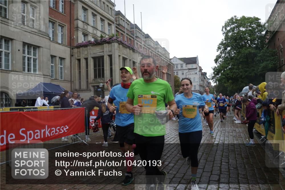 13.09.2026 - Kiel Lauf Yannick Fuchs http://msf.ph/oto/10420193 13.09.2026 10:52:41 Ziel 158, 172, 398, 1433, 1474, 1535, 1634, 1812, 1837, 2069, 2089, 2735, 3050, 3054, 3452, 3778, 3853, 3925, 4100, 4485, 5723, 6405, 7060, 7154, 7196, 7230, 8100, 8205, 8615, 9414, 9831, 9886, 11204, 11359, 11459, 11555, 11913, 90, 475, 626, 777, 1027, 1471, 1472, 1473, 1526, 1527, 1531, 1658, 1802, 1811, 1869, 2293, 2438, 2442, 2544, 2991, 3280, 3343, 3435, 3582, 3630, 3881, 4008, 154, 1071, 1083, 1426, 1486, 1550, 3059, 3431, 3587, 3657, 5329, 5642, 5643, 5710, 6015, 7139 meine-sportfotos.de
