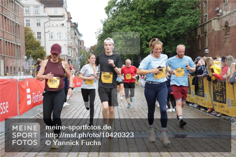13.09.2026 - Kiel Lauf Yannick Fuchs http://msf.ph/oto/10420323 13.09.2026 09:42:14 Ziel 133, 570, 792, 3357, 3676, 5011, 5105, 5276, 5336, 5774, 6620, 6797, 7687, 8476, 10938, 11793, 12723, 402, 699, 772, 2910, 3143, 3175, 3801, 4533, 4704, 5107, 6599, 6649, 6687, 6739, 7238, 8588, 8829, 9050, 9224, 11907, 12175, 445, 771, 1045, 1777, 2608, 2914, 2955, 2977, 4548, 5559, 6075, 6099, 6213, 6423, 6542, 6913, 12190, 3175, 4315, 4704, 6649, 6687, 8588, 9771 meine-sportfotos.de