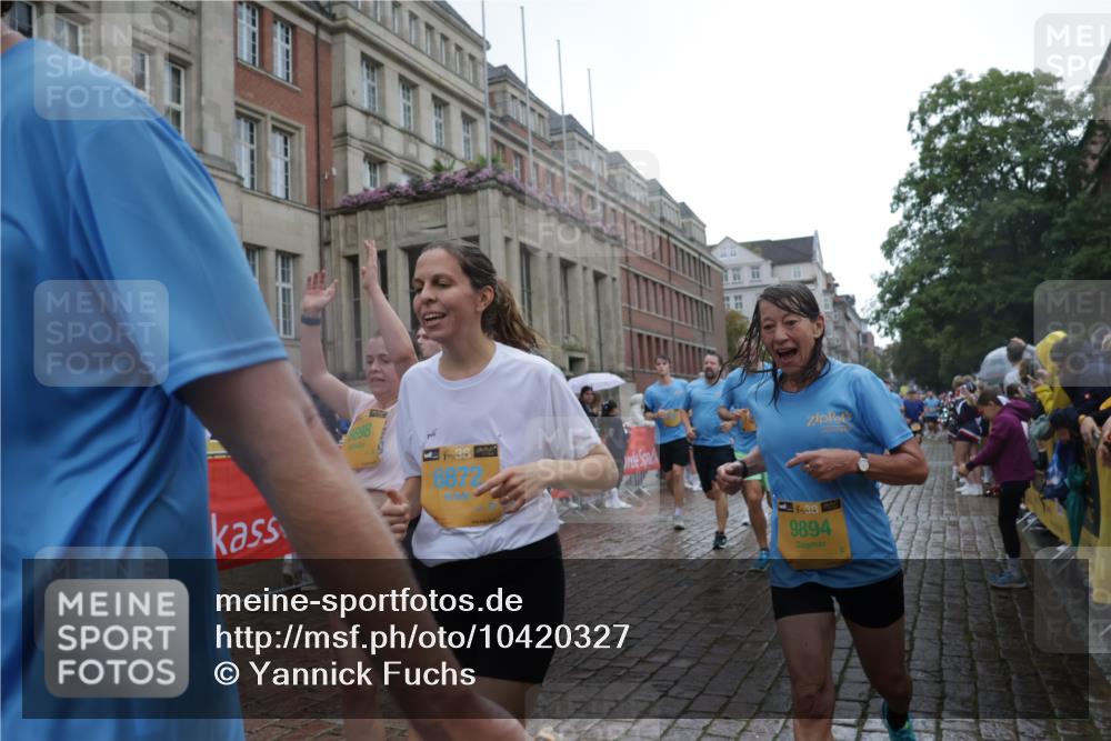 13.09.2026 - Kiel Lauf Yannick Fuchs http://msf.ph/oto/10420327 13.09.2026 10:52:48 Ziel 154, 158, 172, 398, 1083, 1426, 1433, 1535, 1550, 1634, 1812, 1837, 2069, 2089, 2735, 3050, 3054, 3059, 3431, 3452, 3514, 3875, 4100, 4485, 4570, 6201, 7017, 7154, 7230, 7883, 8615, 8978, 9831, 10594, 11048, 11096, 11204, 11459, 12213, 90, 475, 626, 777, 1471, 1472, 1473, 1474, 1526, 1527, 1531, 1658, 1802, 1811, 1837, 2293, 2442, 2544, 3280, 3343, 3582, 3630, 3778, 3853, 3881, 4008, 1071, 1486, 3587, 3657, 5329, 5642, 5643, 5710, 6015, 7139, 10755 meine-sportfotos.de