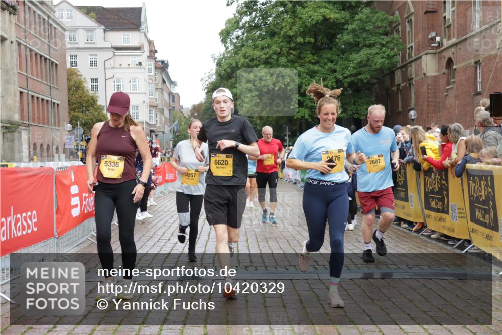 13.09.2026 - Kiel Lauf Yannick Fuchs http://msf.ph/oto/10420329 13.09.2026 09:42:14 Ziel 133, 570, 792, 3357, 3676, 5011, 5105, 5276, 5336, 5774, 6620, 6797, 7687, 8476, 10938, 11793, 12723, 402, 699, 772, 2910, 3143, 3175, 3801, 4533, 4704, 5107, 6599, 6649, 6687, 6739, 7238, 8588, 8829, 9050, 9224, 11907, 12175, 445, 771, 1045, 1777, 2608, 2914, 2955, 2977, 4548, 5559, 6075, 6099, 6213, 6423, 6542, 6913, 12190, 3175, 4315, 4704, 6649, 6687, 8588, 9771 meine-sportfotos.de