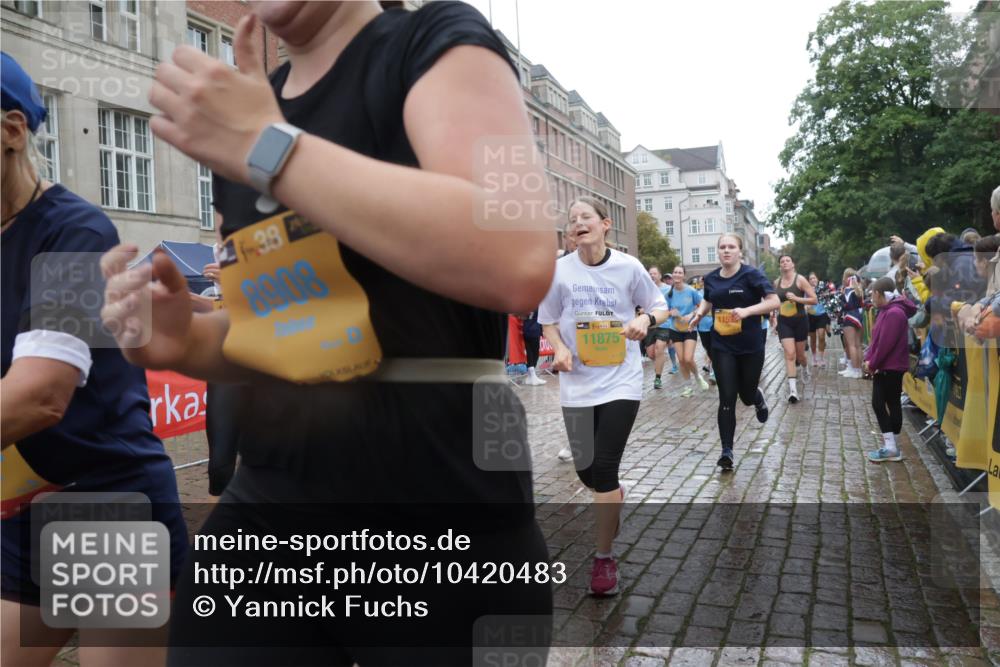 13.09.2026 - Kiel Lauf Yannick Fuchs http://msf.ph/oto/10420483 13.09.2026 10:52:57 Ziel 154, 1071, 1083, 1426, 1486, 1550, 3059, 3173, 3431, 3514, 3587, 3657, 3875, 4570, 5329, 5642, 5643, 5710, 5838, 6015, 6161, 6201, 6695, 6777, 7017, 7139, 7596, 7883, 8516, 8580, 8863, 8905, 8935, 8978, 9126, 9166, 9749, 10594, 10721, 11048, 11096, 11282, 11496, 11988, 12213, 90, 158, 172, 398, 475, 626, 1433, 1471, 1472, 1473, 1474, 1531, 1535, 1634, 1658, 1802, 1812, 1837, 2069, 2089, 2293, 2442, 2735, 3050, 3054, 3343, 3452, 3582, 3778, 3853, 475 meine-sportfotos.de