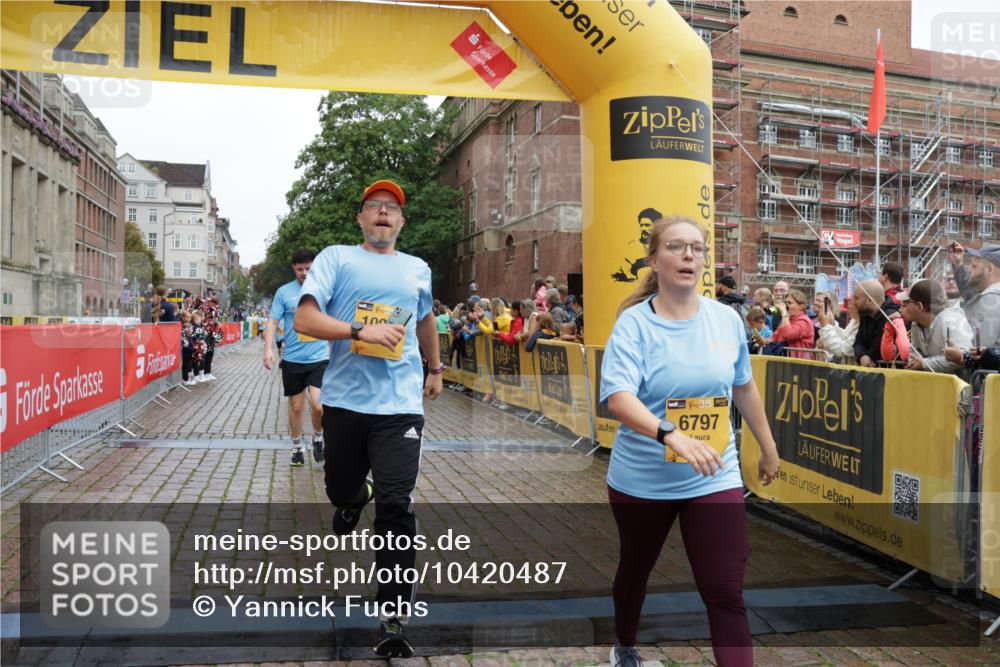 13.09.2026 - Kiel Lauf Yannick Fuchs http://msf.ph/oto/10420487 13.09.2026 09:42:24 Ziel 133, 445, 771, 2914, 2955, 2977, 3676, 5105, 5559, 5774, 6099, 6542, 6797, 10938, 11793, 12190, 570, 699, 772, 792, 2910, 3357, 3801, 4533, 5011, 5107, 5276, 5336, 5774, 6599, 6620, 6739, 7238, 7687, 8476, 8829, 9050, 12175, 12723, 142, 1045, 1777, 2608, 4322, 4548, 6075, 6213, 6423, 6913, 8532, 9519, 9592, 9706, 402, 3143, 3175, 4533, 5107, 6687, 6739, 7238, 9224, 11907, 12175 meine-sportfotos.de