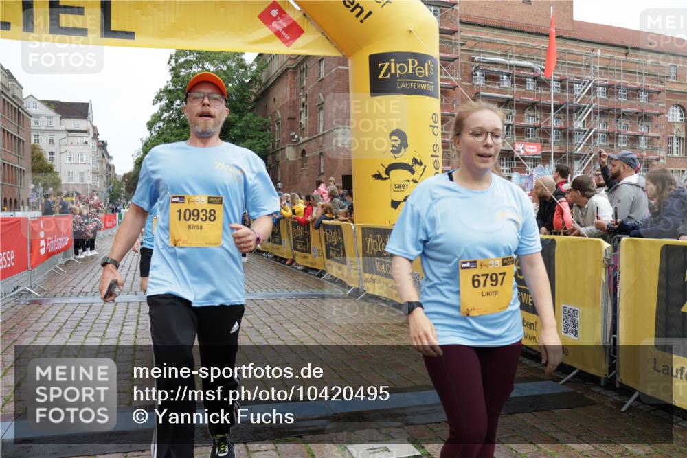 13.09.2026 - Kiel Lauf Yannick Fuchs http://msf.ph/oto/10420495 13.09.2026 09:42:24 Ziel 133, 445, 771, 2914, 2955, 2977, 3676, 5105, 5559, 5774, 6099, 6542, 6797, 10938, 11793, 12190, 570, 699, 772, 792, 2910, 3357, 3801, 4533, 5011, 5107, 5276, 5336, 5774, 6599, 6620, 6739, 7238, 7687, 8476, 8829, 9050, 12175, 12723, 142, 1045, 1777, 2608, 4322, 4548, 6075, 6213, 6423, 6913, 8532, 9519, 9592, 9706, 402, 3143, 3175, 4533, 5107, 6687, 6739, 7238, 9224, 11907, 12175 meine-sportfotos.de