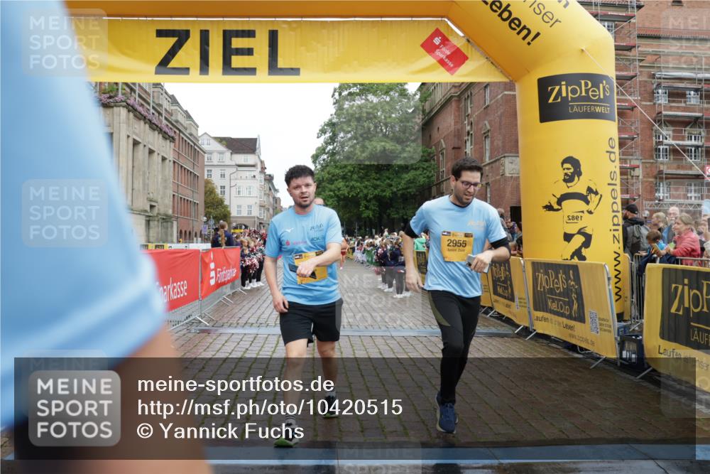 13.09.2026 - Kiel Lauf Yannick Fuchs http://msf.ph/oto/10420515 13.09.2026 09:42:25 Ziel 133, 445, 771, 2914, 2955, 2977, 3676, 5105, 5559, 6099, 6542, 6797, 10938, 11793, 12190, 570, 699, 772, 792, 2910, 3357, 3801, 5011, 5107, 5276, 5336, 5774, 6599, 6620, 7238, 7687, 8476, 8829, 9050, 12175, 12723, 142, 762, 1045, 1777, 2608, 4322, 4548, 6075, 6213, 6423, 6913, 8532, 9519, 9592, 9706, 402, 3143, 4533, 5107, 6739, 7238, 9224, 11907, 12175 meine-sportfotos.de