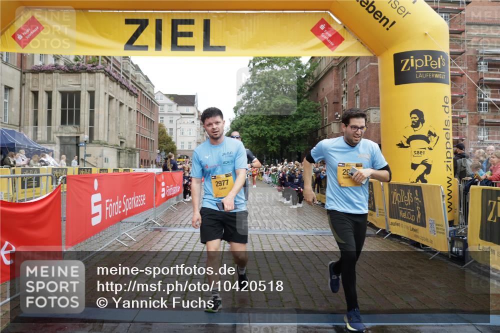 13.09.2026 - Kiel Lauf Yannick Fuchs http://msf.ph/oto/10420518 13.09.2026 09:42:25 Ziel 133, 445, 771, 2914, 2955, 2977, 3676, 5105, 5559, 6099, 6542, 6797, 10938, 11793, 12190, 570, 699, 772, 792, 2910, 3357, 3801, 5011, 5107, 5276, 5336, 5774, 6599, 6620, 7238, 7687, 8476, 8829, 9050, 12175, 12723, 142, 762, 1045, 1777, 2608, 4322, 4548, 6075, 6213, 6423, 6913, 8532, 9519, 9592, 9706, 402, 3143, 4533, 5107, 6739, 7238, 9224, 11907, 12175 meine-sportfotos.de