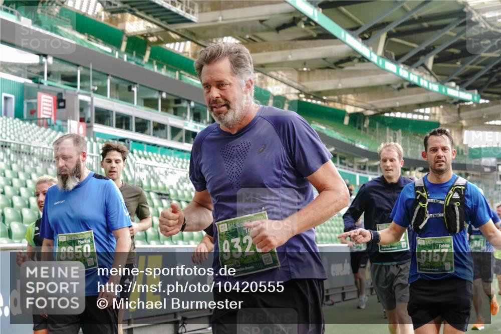 13.09.2026 - 21. swb-Marathon Bremen Michael Burmester http://msf.ph/oto/10420555 13.09.2026 13:21:39 Laufen im Stadion 128, 258, 343, 351, 423, 441, 601, 620, 704, 782, 851, 1060, 1094, 1158, 1177, 1316, 1344, 1409, 1417, 1439, 1446, 1518, 1657, 1669, 1676, 1697, 1729, 1808, 1846, 2010, 2064, 2139, 2201, 2258, 2278, 2290, 2349, 2394, 2395, 2414, 2417, 2437, 2501, 2519, 2551, 2588, 2619, 2632, 2652, 2660, 2685, 2711, 2736, 2793, 2828, 2886, 2954, 2964, 2995, 3004, 3010, 3017, 3018, 3022, 3034, 3035, 3036, 3037, 3070, 3074, 3102, 3139, 3144, 3225, 3264, 3351, 3682, 3784, 1506 meine-sportfotos.de