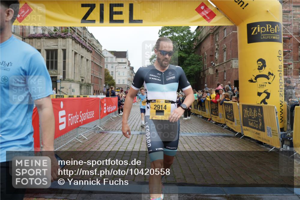 13.09.2026 - Kiel Lauf Yannick Fuchs http://msf.ph/oto/10420558 13.09.2026 09:42:27 Ziel 133, 445, 771, 1045, 1777, 2914, 2955, 2977, 3676, 4548, 5559, 6075, 6099, 6213, 6542, 6797, 10938, 12190, 570, 699, 772, 792, 2910, 3357, 3676, 3801, 5011, 5105, 5276, 5336, 5774, 6599, 6620, 7687, 8476, 8829, 9050, 11793, 12175, 12723, 142, 762, 2608, 3827, 4322, 6423, 6913, 8532, 9519, 9592, 9706, 3143, 4533, 5107, 6739, 7238, 8829, 9050, 12175 meine-sportfotos.de