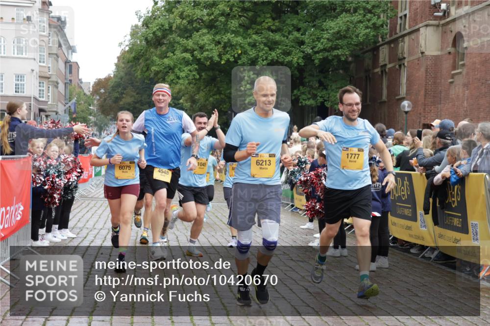 13.09.2026 - Kiel Lauf Yannick Fuchs http://msf.ph/oto/10420670 13.09.2026 09:42:33 Ziel 445, 771, 1045, 1777, 2608, 4548, 5559, 6075, 6099, 6213, 6423, 6542, 6913, 9706, 12190, 133, 570, 699, 792, 2910, 2914, 2955, 2977, 3357, 3676, 3801, 5011, 5105, 5276, 5336, 5774, 6599, 6620, 6797, 7687, 8476, 10938, 11793, 12723, 142, 762, 3827, 3849, 4322, 8532, 8870, 9311, 9519, 9592, 9629, 11721, 12678, 699, 772, 3801, 8829, 9050, 12175 meine-sportfotos.de
